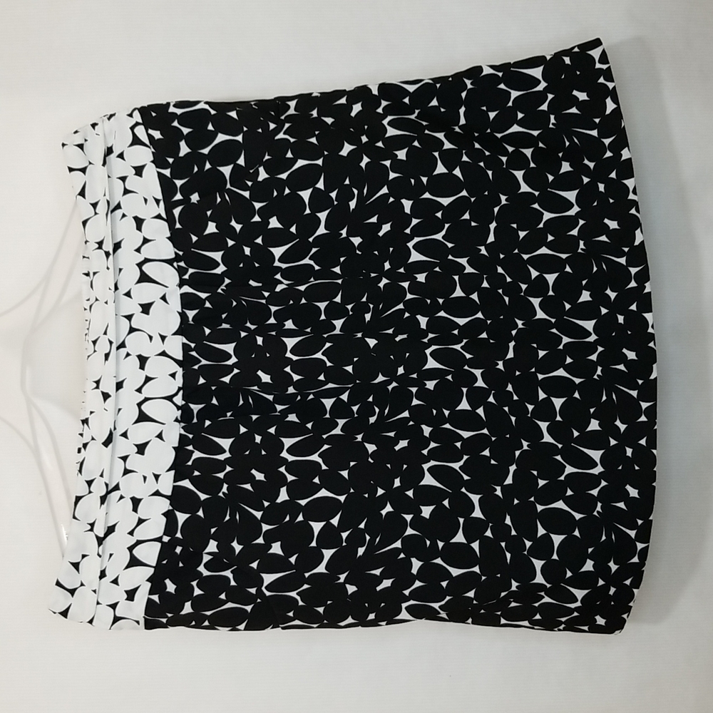 New York & Company Mini Skirt with Pockets